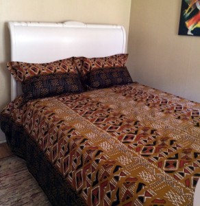 Auc1-Bedspread