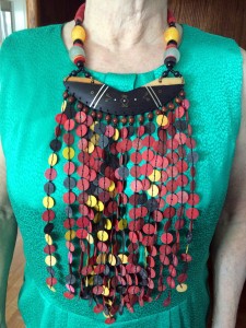 Auc56-LargeWoodRedNecklace