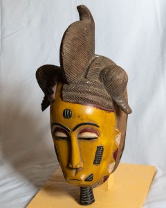 Baule Yellow Mask - Live Auction 2025